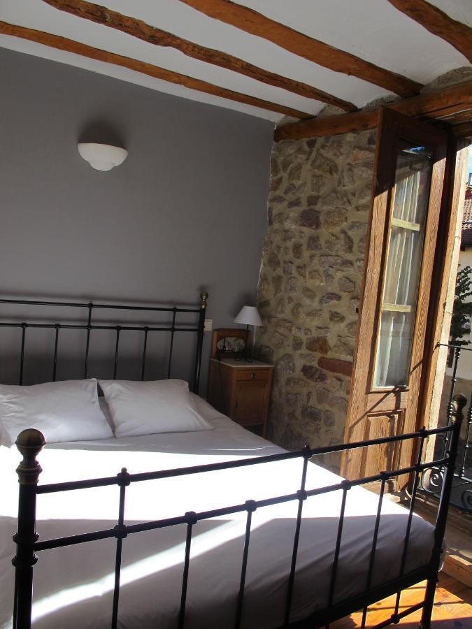 Casa Barria Hotel Pradoluengo Buitenkant foto
