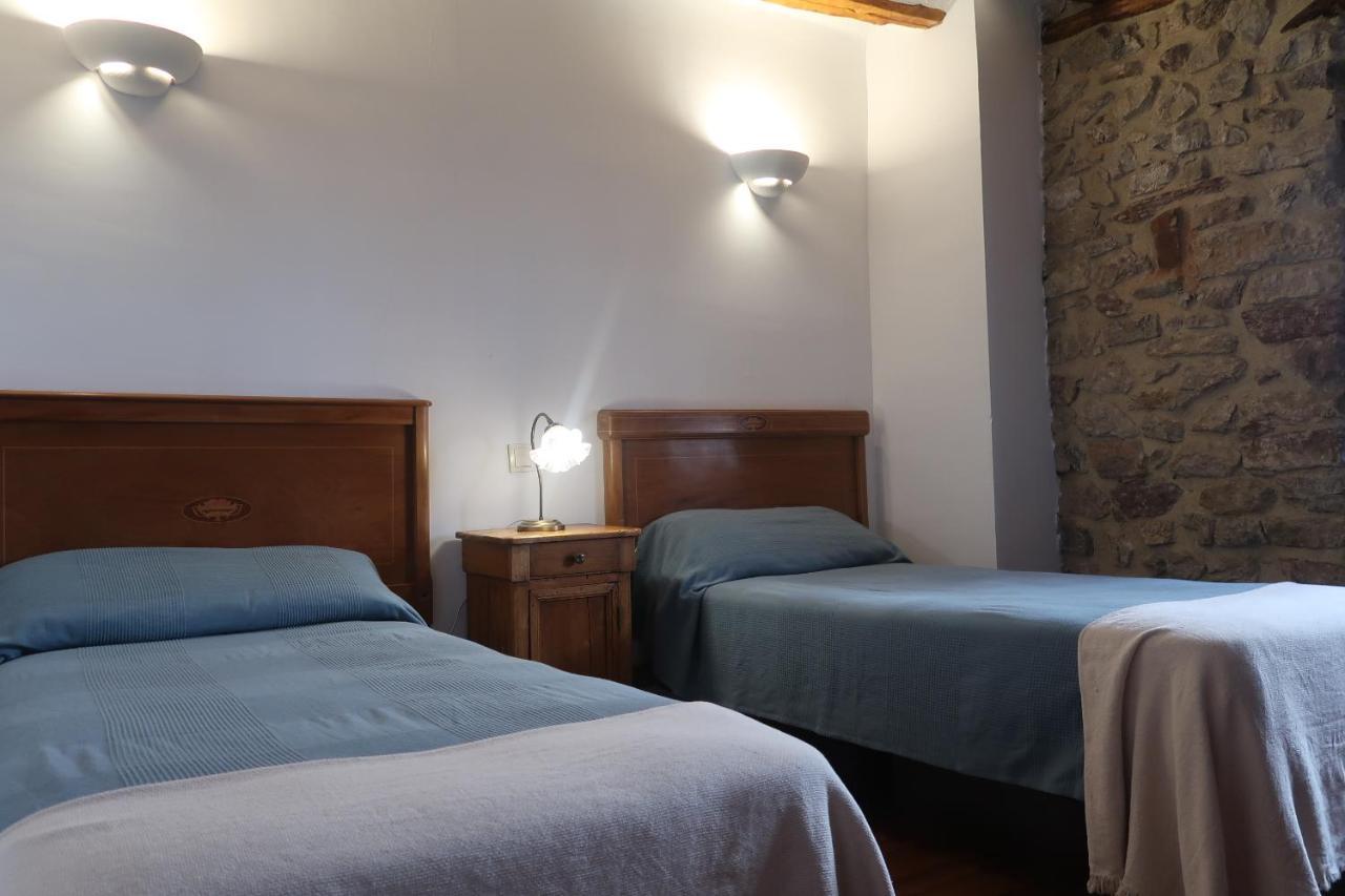 Casa Barria Hotel Pradoluengo Buitenkant foto