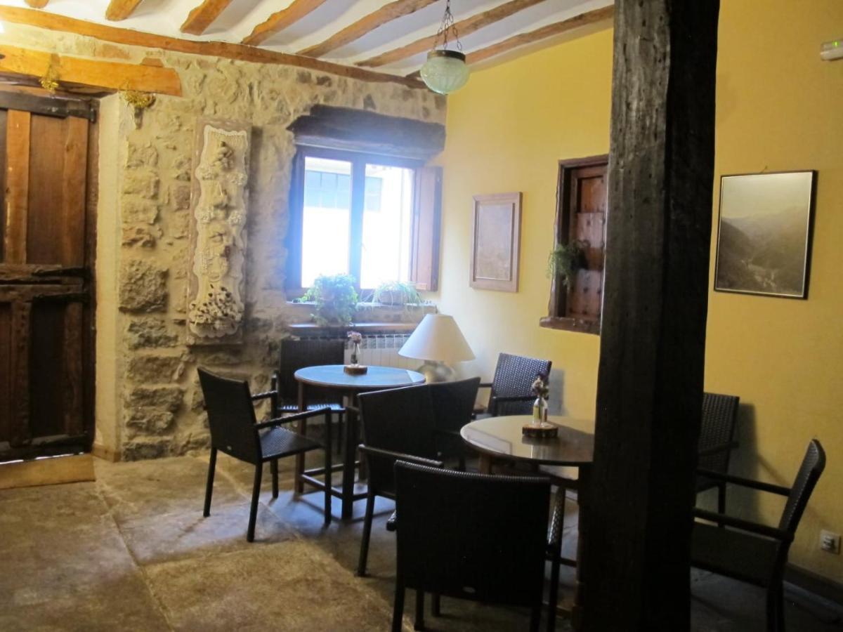 Casa Barria Hotel Pradoluengo Buitenkant foto